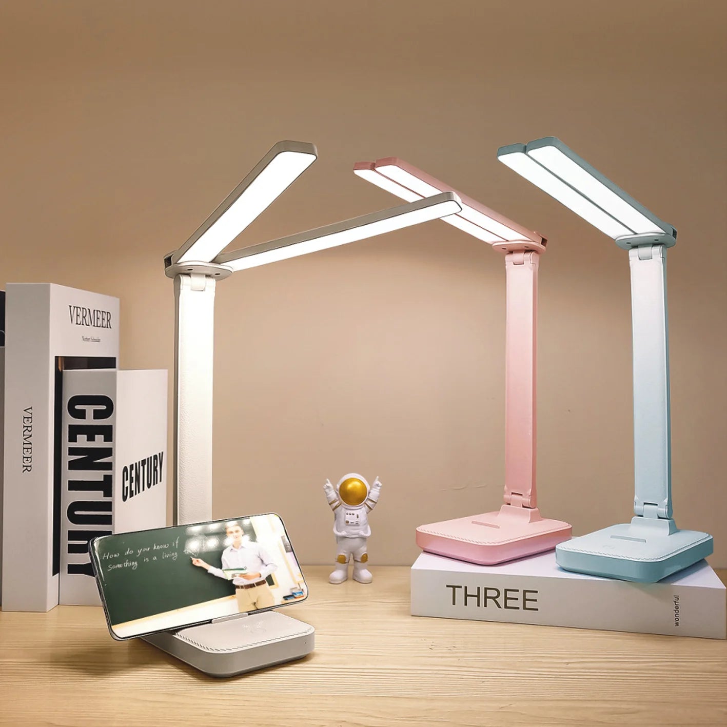 Luminária de Mesa LED Articulada – Touch Screen, 3 Tons de Luz e Bateria Recarregável