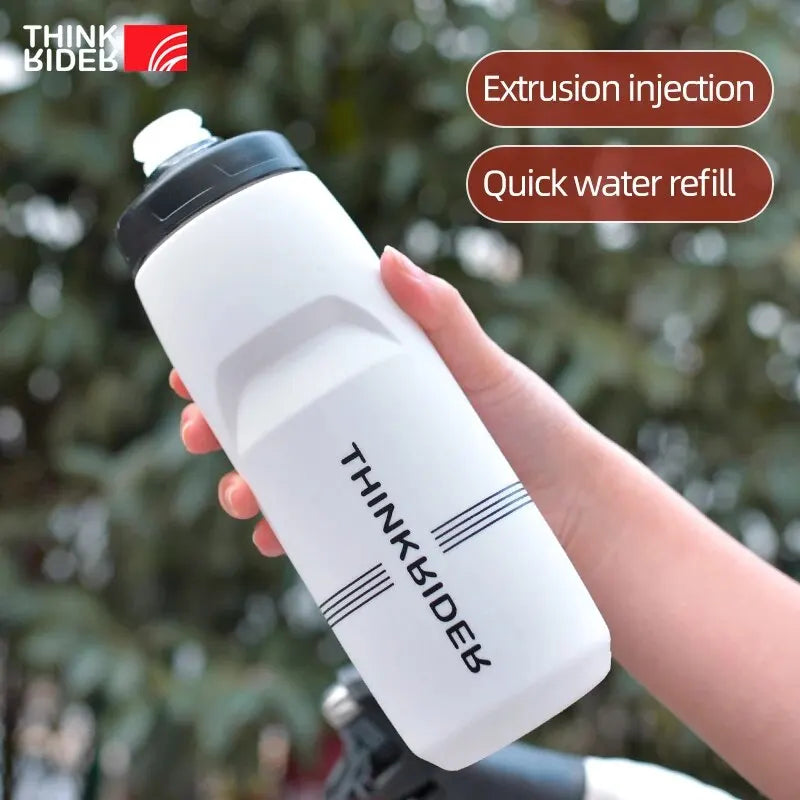 Caramanhola Squeeze ThinkRider em Polipropileno PP5 com Válvula Squeeze Jet e Protetor Contra Poeira (620ml / 750ml)