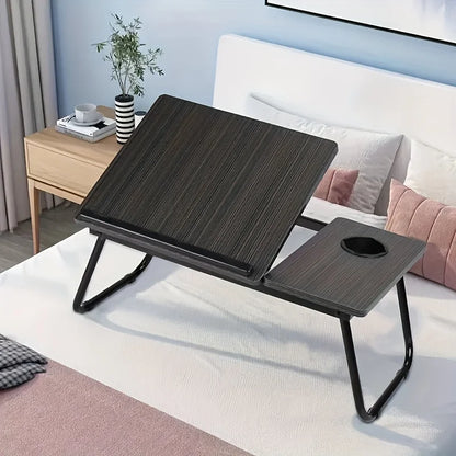 Mesa de Colo Multi-Funcional com Suporte para Copo SCSTARTX – Bandeja Dobrável Portátil, Tampo de Madeira com Ajuste de Altura e Estrutura de Ferro para Laptop