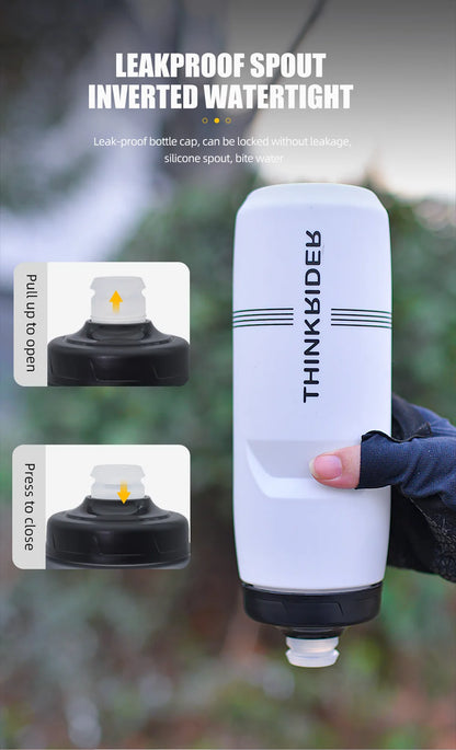 Caramanhola Squeeze ThinkRider em Polipropileno PP5 com Válvula Squeeze Jet e Protetor Contra Poeira (620ml / 750ml)